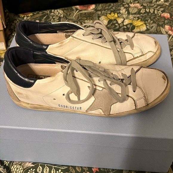 Golden Goose sneakers - Picture 1 of 4